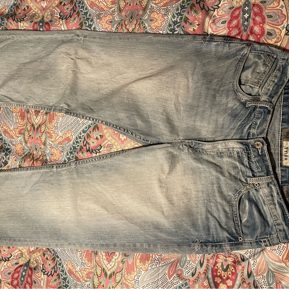 BKE TYLER - Picture 3 of 3